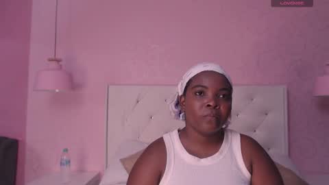 saradunss online show from October 2025 07:09:02 PM