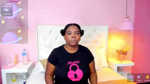 saradunss online show from October 2025 12:06:01 PM