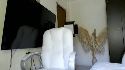 CALL ME LOVE SARITA online show from March 2025 08:53:02 PM