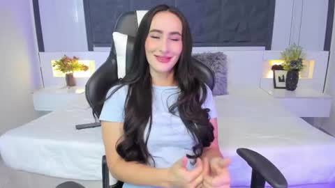  Sara Gomez  online show from October 2025 11:51:02 AM