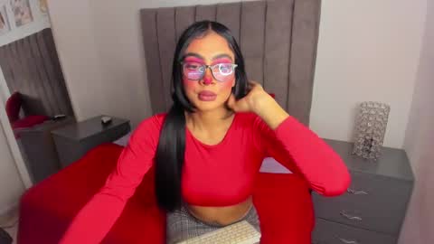 sarah__bigboobs online show from February 2025 02:24:01 PM