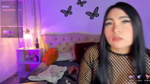 Snapshot of sarah_bali chatting on October 2025 01:56:01 AM Sarah Valkiria IG Sar lanister online show from October 2025 01:56:01 AM