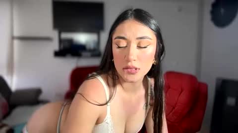 Dani online show from January 2025 09:42:01 PM