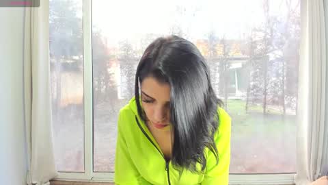 Sara online show from March 2025 09:33:02 AM