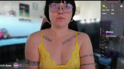 Sarah online show from October 2025 04:39:01 PM