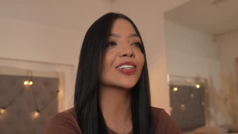 Snapshot of sarah_hiill chatting on October 2025 08:18:01 PM online show from October 2025 08:18:01 PM