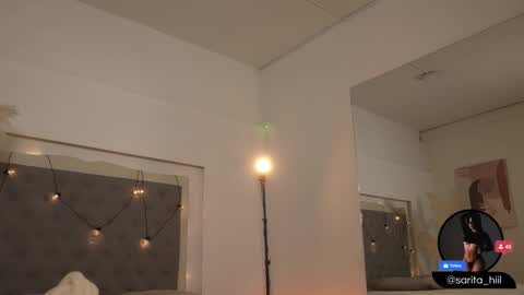 Snapshot of sarah_hiill chatting on October 2025 08:18:02 PM online show from October 2025 08:18:02 PM