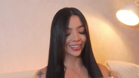 Snapshot of sarah_hiill chatting on October 2025 10:12:01 PM online show from October 2025 10:12:01 PM