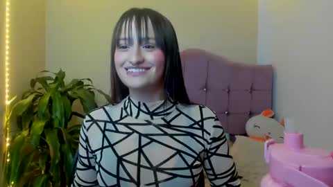 Snapshot of sarah_ramirez777 chatting on December 2024 07:15:02 AM Sarah Ramirez online show from December 2024 07:15:02 AM