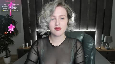 Sarah online show from December 2024 01:03:01 AM