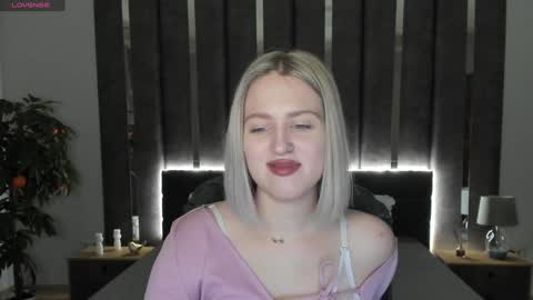 Sarah online show from December 2024 01:26:01 AM