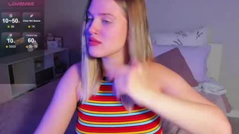 Sarah online show from October 2025 12:33:02 AM