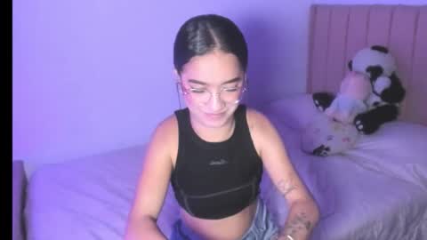 Snapshot of sarah_stone15 chatting on September 2025 10:15:02 PM Sarah online show from September 2025 10:15:02 PM