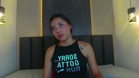 Snapshot of sarahevans__ chatting on January 2025 03:22:01 PM Sarah Evans online show from January 2025 03:22:01 PM