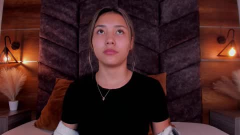 Snapshot of sarahevans__ chatting on March 2025 11:39:02 AM Sarah Evans online show from March 2025 11:39:02 AM