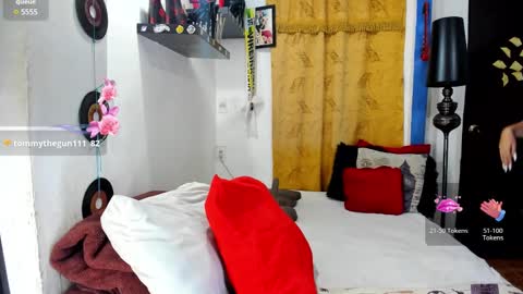  SARAHJEY     online show from January 2025 09:04:01 AM