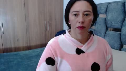 Lia online show from December 2024 12:16:01 PM