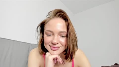 Snapshot of sarahphyllis chatting on December 2024 12:29:01 AM sarahphyllis online show from December 2024 12:29:01 AM