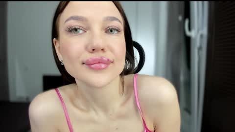 Snapshot of sarahphyllis chatting on January 2025 01:58:01 PM sarahphyllis online show from January 2025 01:58:01 PM