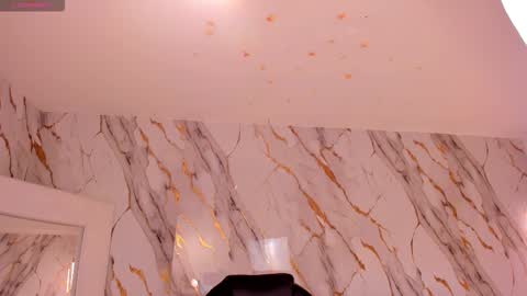 Snapshot of sarahrhodes_ chatting on October 2025 11:44:02 AM Sarah Rhodes online show from October 2025 11:44:02 AM