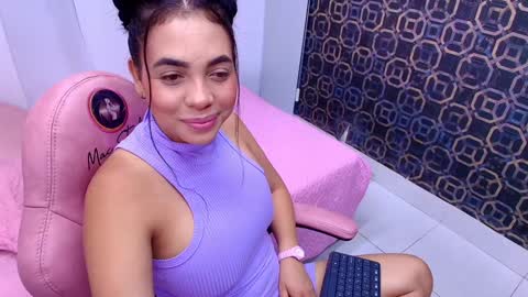 Sara  online show from January 2025 12:01:02 PM