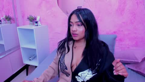   online show from December 2024 01:59:01 AM