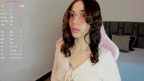 Sara online show from October 2025 01:56:02 PM