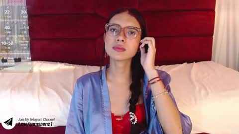 Snapshot of sarasaenz_99 chatting on December 2024 01:48:02 AM Sara online show from December 2024 01:48:02 AM