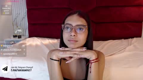 Snapshot of sarasaenz_99 chatting on January 2025 11:39:02 PM Sara online show from January 2025 11:39:02 PM