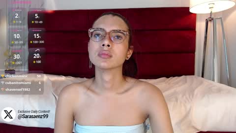 Snapshot of sarasaenz_99 chatting on January 2025 01:52:01 AM Sara online show from January 2025 01:52:01 AM