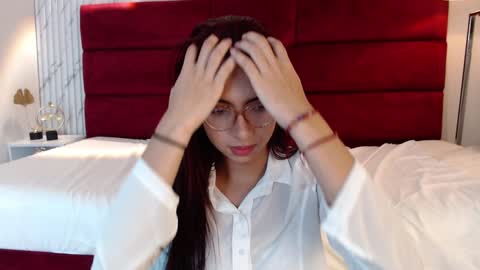 Snapshot of sarasaenz_99 chatting on January 2025 11:02:01 PM Sara online show from January 2025 11:02:01 PM