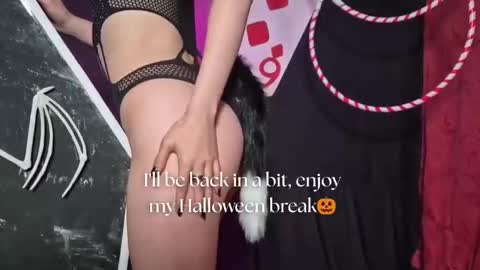   online show from October 2025 11:03:01 AM