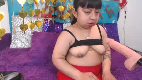 Sara Wills online show from December 2024 05:11:01 PM