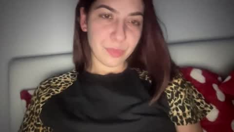 Snapshot of sarrah_rossy chatting on February 2025 10:53:01 PM Sarrah online show from February 2025 10:53:01 PM