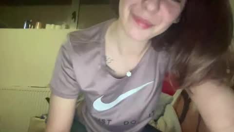 Snapshot of sarrah_rossy chatting on March 2025 08:31:01 PM Sarrah online show from March 2025 08:31:01 PM