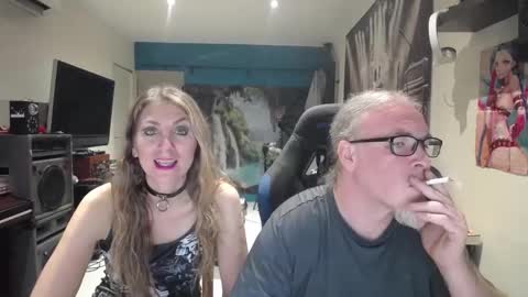 Snapshot of saruandjay chatting on October 2025 05:58:02 PM Giselle and Jay online show from October 2025 05:58:02 PM