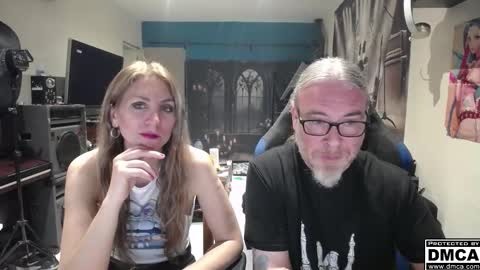 Snapshot of saruandjay chatting on November 2025 06:02:02 AM Giselle and Jay online show from November 2025 06:02:02 AM