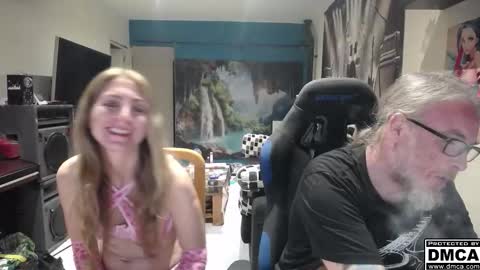 Snapshot of saruandjay chatting on November 2025 06:29:01 PM Giselle and Jay online show from November 2025 06:29:01 PM