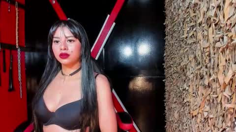 Snapshot of sascha_castillo chatting on December 2025 07:31:02 PM sascha_castillo online show from December 2025 07:31:02 PM