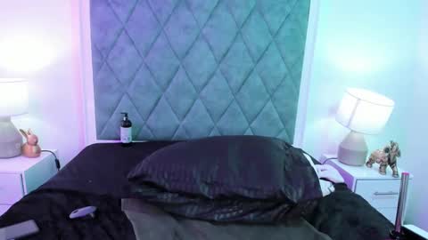 Sasha online show from January 2025 07:00:02 AM