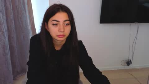 Sasha online show from September 2025 11:32:02 AM