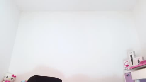 Sasha Creamy online show from January 2025 05:30:02 PM