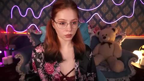 Snapshot of sasha_exclusive chatting on January 2025 01:58:01 PM Sasha Exclusive online show from January 2025 01:58:01 PM