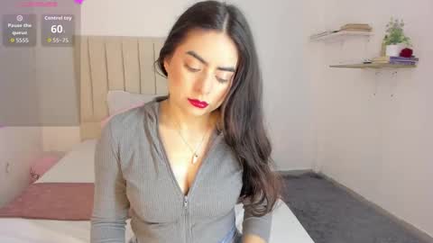 Sashaa online show from September 2025 11:15:01 AM