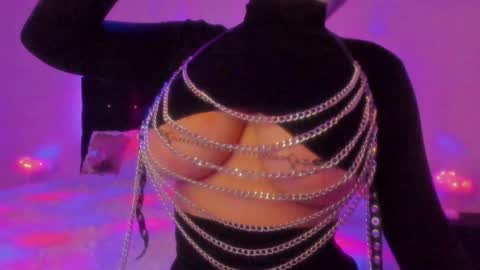   Sasha   online show from December 2024 01:41:02 AM