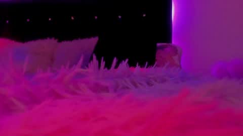   Sasha   online show from January 2025 05:32:01 AM