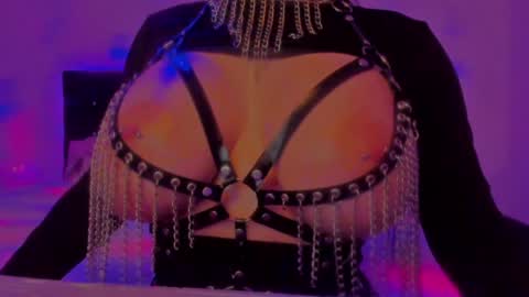   Sasha   online show from February 2025 05:42:02 AM