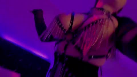   Sasha   online show from March 2025 11:18:01 AM
