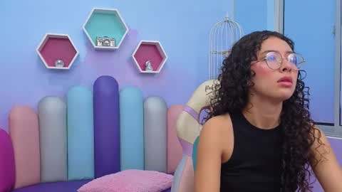 Snapshot of sashamonroee_ chatting on November 2025 11:37:02 PM SashaMonroee online show from November 2025 11:37:02 PM