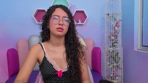 Snapshot of sashamonroee_ chatting on November 2025 03:34:01 AM SashaMonroee online show from November 2025 03:34:01 AM